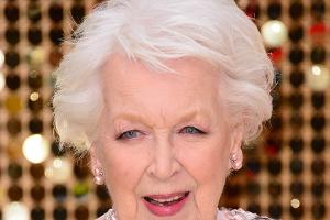 "Absolutely Fabulous"-Star June Whitfield ist gestorben
