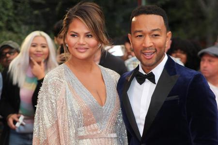 Für sie war es nicht unbedingt Liebe auf den ersten Blick: Chrissy Teigen und Ehemann John Legend Für sie war es nicht unbedingt Liebe auf den ersten Blick: Chrissy Teigen und Ehemann John Legend