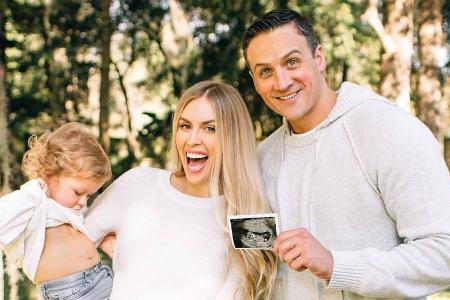 Model Kayla Rae Reid und Schwimmer Ryan Lochte bekommen 2019 wieder Besuch vom Klapperstorch Model Kayla Rae Reid und Schwimmer Ryan Lochte bekommen 2019 wieder Besuch vom Klapperstorch