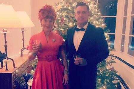 Pink und Ehemann Carey Hart sind schon in Weihnachtsstimmung Pink und Ehemann Carey Hart sind schon in Weihnachtsstimmung