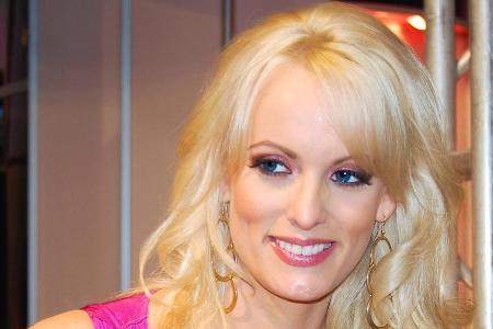 Arbeitet Stormy Daniels bald wieder als Stripperin? Arbeitet Stormy Daniels bald wieder als Stripperin?