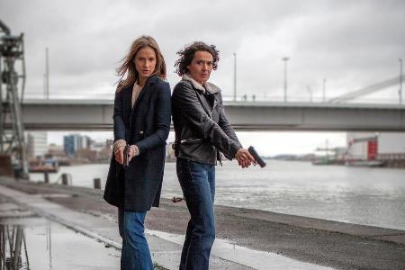 Lena Odenthal (Ulrike Folkerts) und Johanna Stern (Lisa Bitter) ermitteln in Ludwigshafen Lena Odenthal (Ulrike Folkerts) und Johanna Stern (Lisa Bitter) ermitteln in Ludwigshafen