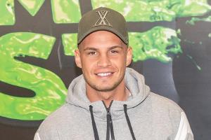 Pietro Lombardi feiert mit Sarah, ihrem Freund und Sohn Alessio