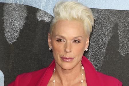 Brigitte Nielsen strahlt bei der Premiere von Brigitte Nielsen strahlt bei der Premiere von