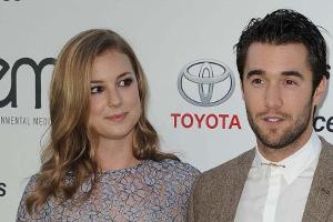 Die "Revenge"-Stars Emily VanCamp und Josh Bowman haben geheiratet