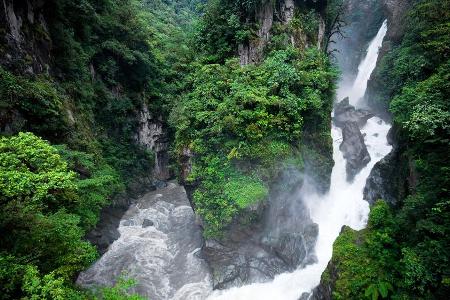 Dieser Wasserfall ist kein Riese - aber riesig beeindruckend Dieser Wasserfall ist kein Riese - aber riesig beeindruckend