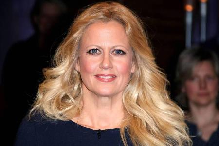 Barbara Schöneberger würde sich von Helene Fischer gerne eine Scheibe abschneiden Barbara Schöneberger würde sich von Helene Fischer gerne eine Scheibe abschneiden