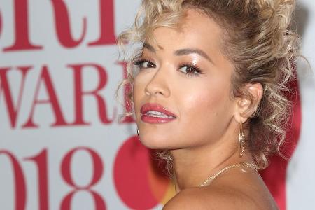 Rita Ora vermutet, ihre Karriere wäre schneller ins Rollen gekommen, wenn sie ein Mann wäre Rita Ora vermutet, ihre Karriere wäre schneller ins Rollen gekommen, wenn sie ein Mann wäre