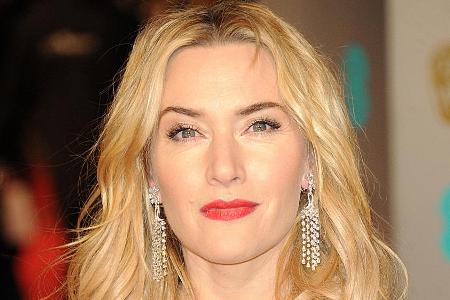Kate Winslet achtet bei ihren öffentlichen Auftritten darauf, nicht zu viel Haut zu zeigen Kate Winslet achtet bei ihren öffentlichen Auftritten darauf, nicht zu viel Haut zu zeigen