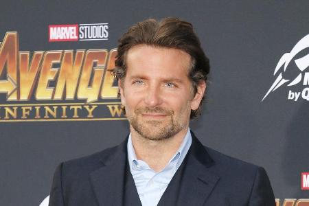 Bradley Cooper leiht aktuell dem Waschbären Rocket in Bradley Cooper leiht aktuell dem Waschbären Rocket in