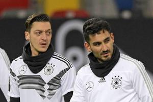 Mesut Özil und Ilkay Gündogan treffen Erdogan