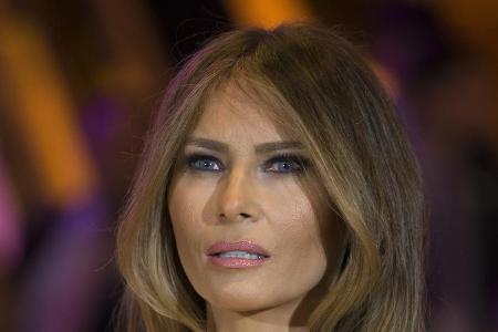 Melania Trump erholt sich derzeit von einer Nieren-OP Melania Trump erholt sich derzeit von einer Nieren-OP