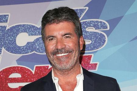 Simon Cowell steht zu seinen Besuchen beim Schönheitschirurgen Simon Cowell steht zu seinen Besuchen beim Schönheitschirurgen