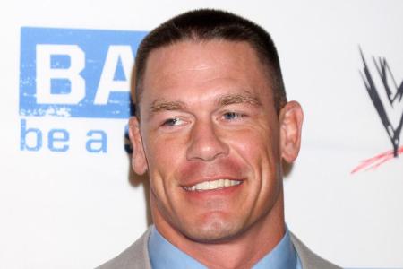 Mit dem Lächeln wäre er in der Tat der perfekte Ersatz: John Cena Mit dem Lächeln wäre er in der Tat der perfekte Ersatz: John Cena