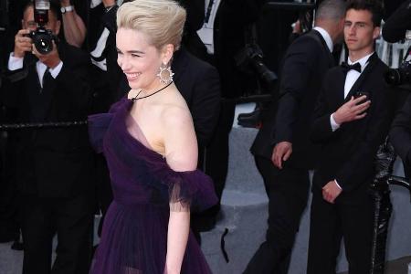 Emilia Clarke bei ihrem Auftritt in Cannes Emilia Clarke bei ihrem Auftritt in Cannes