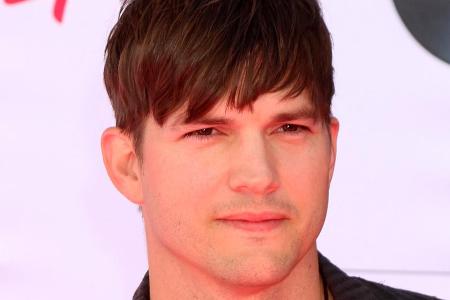 Ashton Kutcher Ashton Kutcher