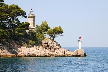 Seit 2010 steht sie nun schon zum Verkauf: Die kroatische Insel Daksa will aber niemand und dafür gibt es einens sehr guten ... Seit 2010 steht sie nun schon zum Verkauf: Die kroatische Insel Daksa will aber niemand und dafür gibt es einens sehr guten ...