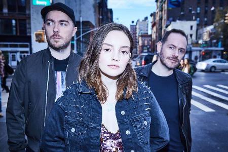 Lauren Mayberry und ihre beiden Band-Kollegen Martin Doherty und Iain Cook sind die die schottische Elektropop-Band Chvrches Lauren Mayberry und ihre beiden Band-Kollegen Martin Doherty und Iain Cook sind die die schottische Elektropop-Band Chvrches