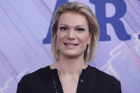 Maria Höfl-Riesch erholt sich derzeit in einem italienischen Krankenhaus von einem Bootsunfall Maria Höfl-Riesch erholt sich derzeit in einem italienischen Krankenhaus von einem Bootsunfall