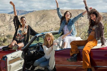 Die vier GNTM-Finalistinnen: Toni, Pia, Christina und Julianna (v.l.n.r.) Die vier GNTM-Finalistinnen: Toni, Pia, Christina und Julianna (v.l.n.r.)
