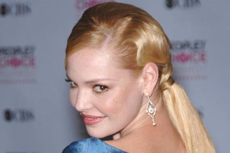 Auch Schauspielerin Katherine Heigl (39) schätzt den Pferdeschwanz Auch Schauspielerin Katherine Heigl (39) schätzt den Pferdeschwanz