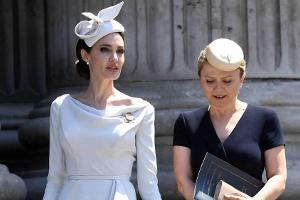 Angelina Jolie: Elfenbeinfarbener Wow-Auftritt in London