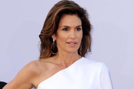 Cindy Crawford versteht nicht alles in den sozialen Medien Cindy Crawford versteht nicht alles in den sozialen Medien