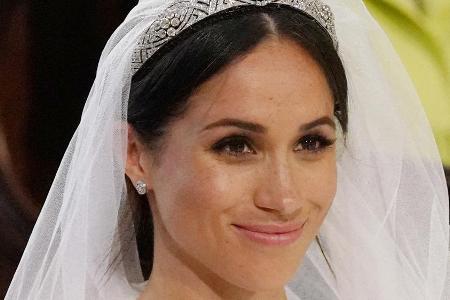 Herzogin Meghan als strahlende Braut bei ihrer Hochzeit mit Prinz Harry