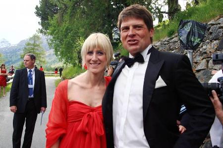 Jan Ullrich und seine Sara auf der Hochzeit von Boris und Lilly Becker im Jahr 2009 Jan Ullrich und seine Sara auf der Hochzeit von Boris und Lilly Becker im Jahr 2009