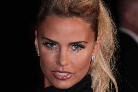 Katie Price während eines Events in London Katie Price während eines Events in London