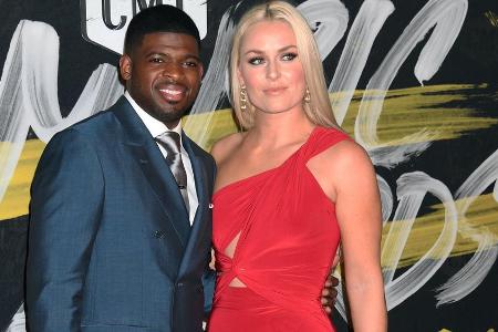 Nashville, Tennessee: Lindsey Vonn erscheint zusammen mit P.K. Subban auf dem roten Teppich der CMT Music Awards Nashville, Tennessee: Lindsey Vonn erscheint zusammen mit P.K. Subban auf dem roten Teppich der CMT Music Awards