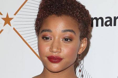 Schauspielerin Amandla Stenberg macht ihre Homosexualität öffentlich Schauspielerin Amandla Stenberg macht ihre Homosexualität öffentlich