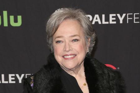 Kathy Bates lässt sich trotz schwerer Schicksalsschläge nicht unterkriegen Kathy Bates lässt sich trotz schwerer Schicksalsschläge nicht unterkriegen