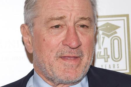 Lange musste er warten, doch im kommenden Jahr wird Robert De Niro endlich einen Hollywood-Stern bekommen Lange musste er warten, doch im kommenden Jahr wird Robert De Niro endlich einen Hollywood-Stern bekommen