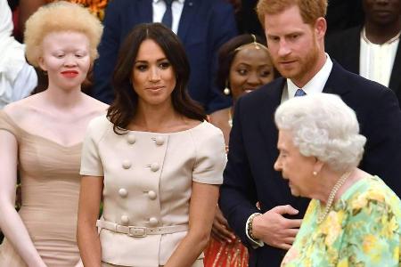 Eingespieltes Team: Herzogin Meghan mit Ehemann Harry und der Queen Eingespieltes Team: Herzogin Meghan mit Ehemann Harry und der Queen