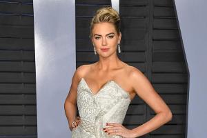 "Im Geburtstagsanzug": Model Kate Upton feiert oben ohne