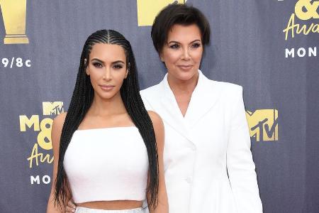 Kim Kardashian West (l.) besuchte gemeinsam mit Mama Kris Jenner die MTV Movie & TV Awards Kim Kardashian West (l.) besuchte gemeinsam mit Mama Kris Jenner die MTV Movie & TV Awards