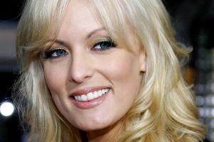 Stormy Daniels will Trump zu Aussage unter Eid zwingen