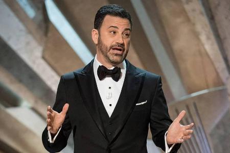 Moderator Jimmy Kimmel war sichtlich bemüht, alle wichtigen Themen anzusprechen, ohne sie lächerlich zu machen Moderator Jimmy Kimmel war sichtlich bemüht, alle wichtigen Themen anzusprechen, ohne sie lächerlich zu machen