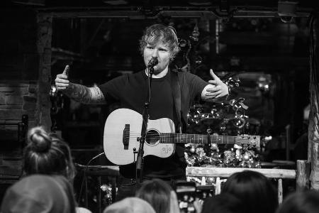 Der Auftritt von Ed Sheeran wurde von Essen/Mühlheim nach Düsseldorf verlegt Der Auftritt von Ed Sheeran wurde von Essen/Mühlheim nach Düsseldorf verlegt