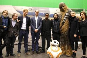"Star Wars": Fans bekommen Cameo von Harry und William zu sehen