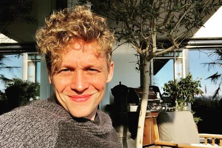 Schauspieler Matthias Schweighöfer lässt es sich heute gut gehen Schauspieler Matthias Schweighöfer lässt es sich heute gut gehen