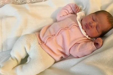Prinzessin Adrienne von Schweden ist am 9. März zur Welt gekommen Prinzessin Adrienne von Schweden ist am 9. März zur Welt gekommen