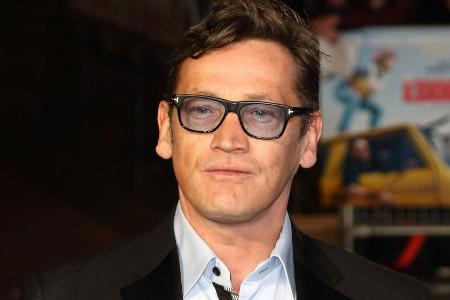 Auch Sid Owen schien im Flugzeug nicht nachgeben zu wollen Auch Sid Owen schien im Flugzeug nicht nachgeben zu wollen