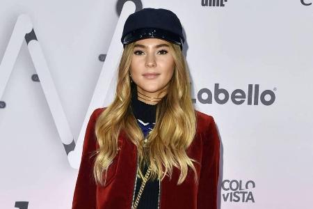 Stefanie Giesinger meldet sich nach ihrer Operation auf Social Media zurück Stefanie Giesinger meldet sich nach ihrer Operation auf Social Media zurück