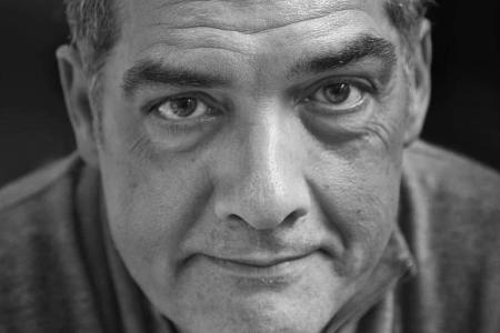 Philip Kerr ist im Alter von 62 Jahren gestorben Philip Kerr ist im Alter von 62 Jahren gestorben