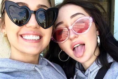 Miley und Noah Cyrus nehmen am Miley und Noah Cyrus nehmen am