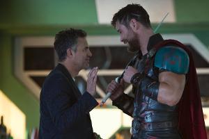 "Thor: Tag der Entscheidung": Wer verprügelte wen am Set?