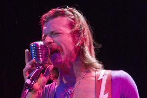Jesse Hughes ätzt gegen den "March for Our Lives"