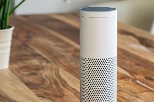 Die Angst geht um: Alexa lacht wie eine Horror-Hexe